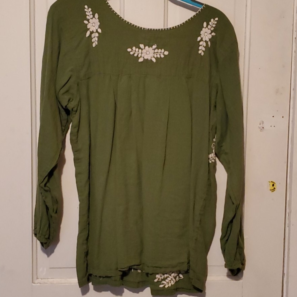 Blouse - Picture 2 of 2